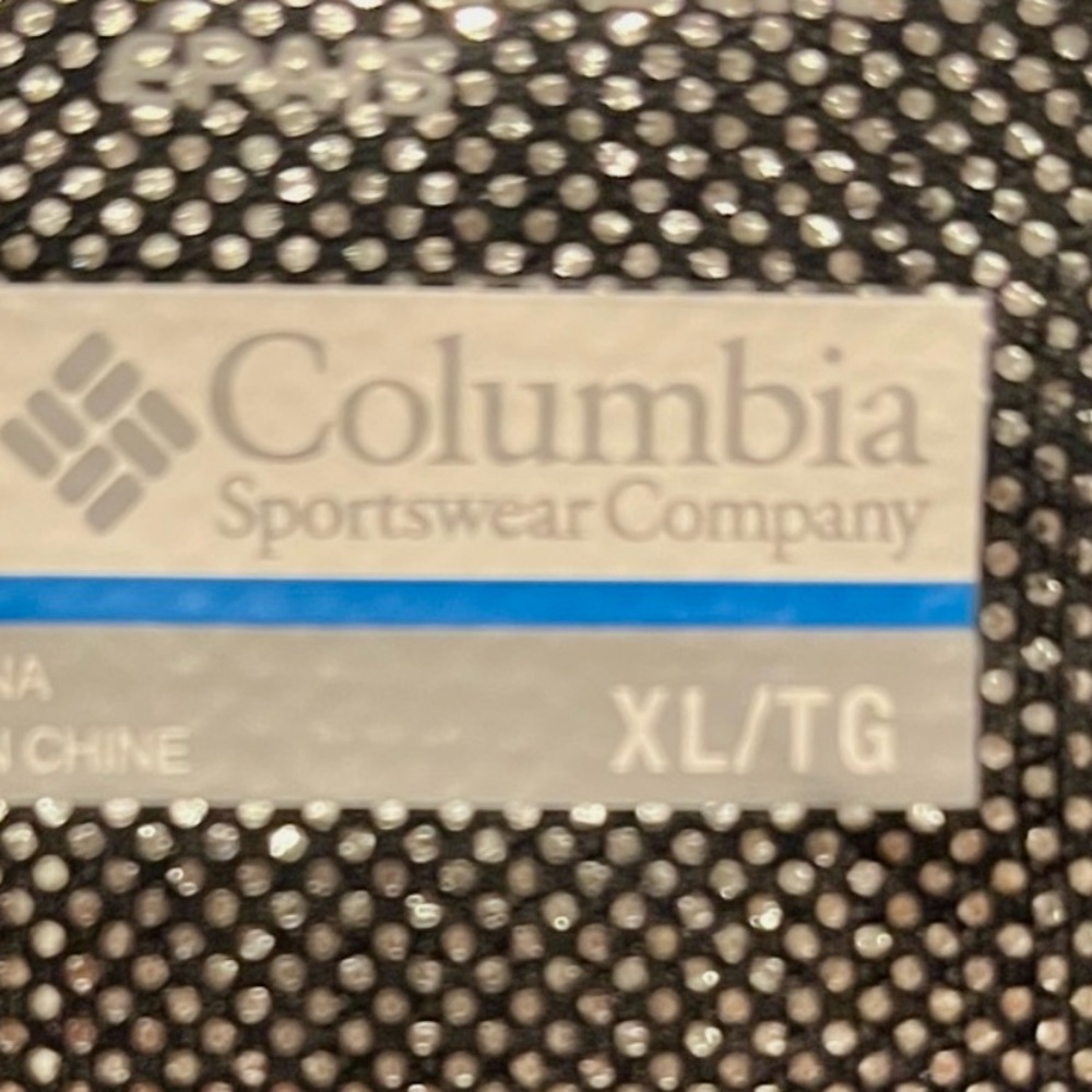 Columbia Black Half-Zip Pullover - Picture 7 of 9
